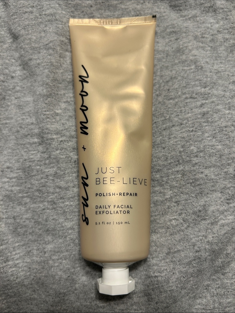 Sun n Moon Just Bee-Lieve Gold Daily Facial Exfoliator